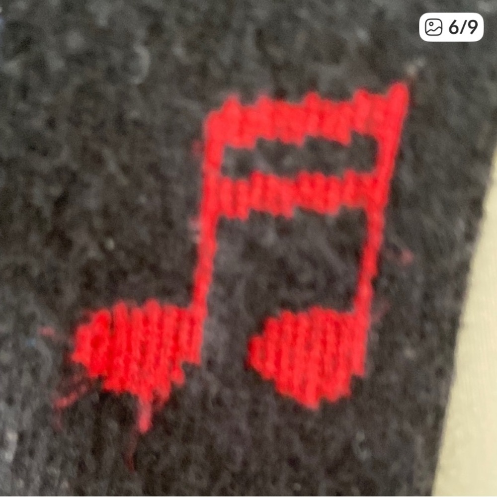 MUSICAL NOTE PATTERNED BLACK SOCKS - Picture 6 of 9